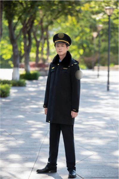 防寒服 